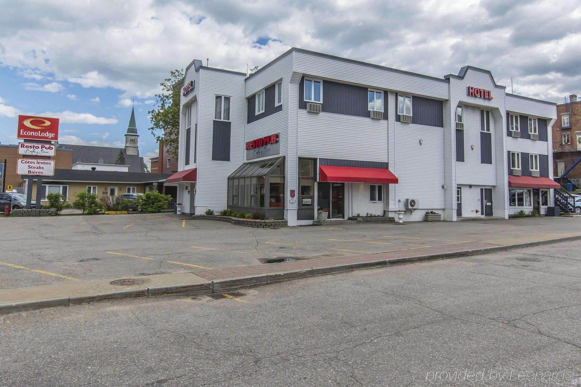 Econo Lodge La Malbaie Extérieur photo