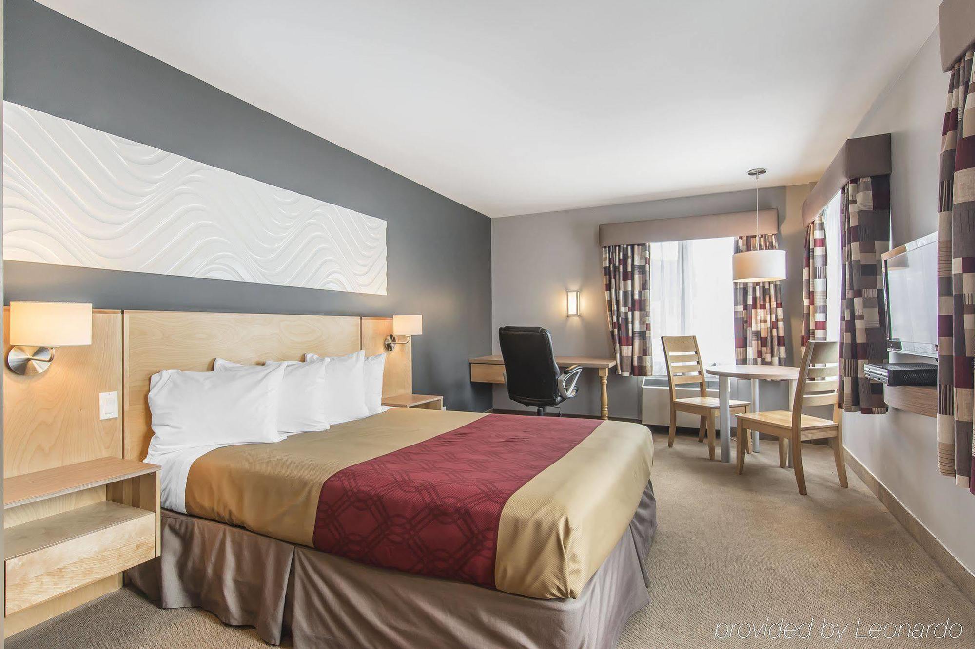 Econo Lodge La Malbaie Extérieur photo