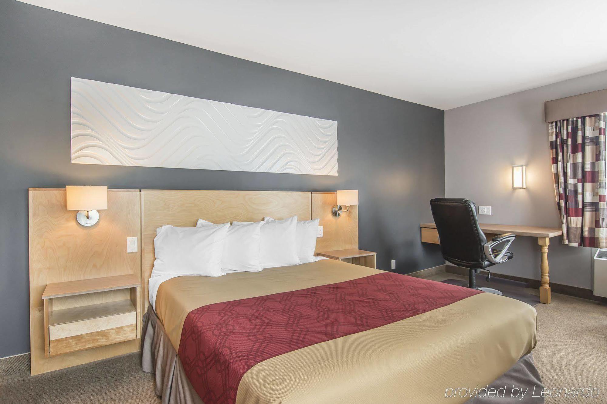 Econo Lodge La Malbaie Extérieur photo
